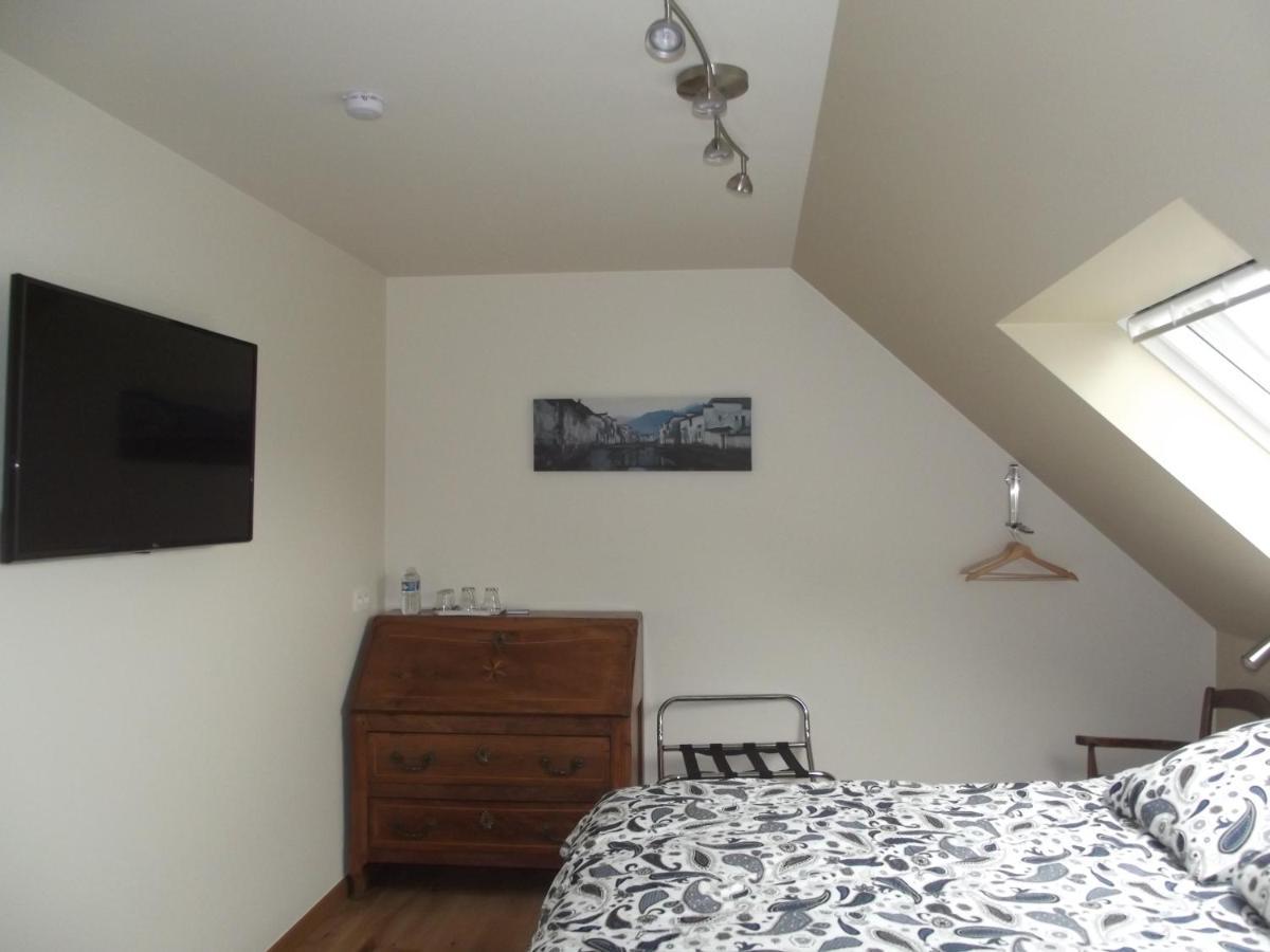 Bed and Breakfast Au Bonheur Frontalier Steenvoorde Exterior foto